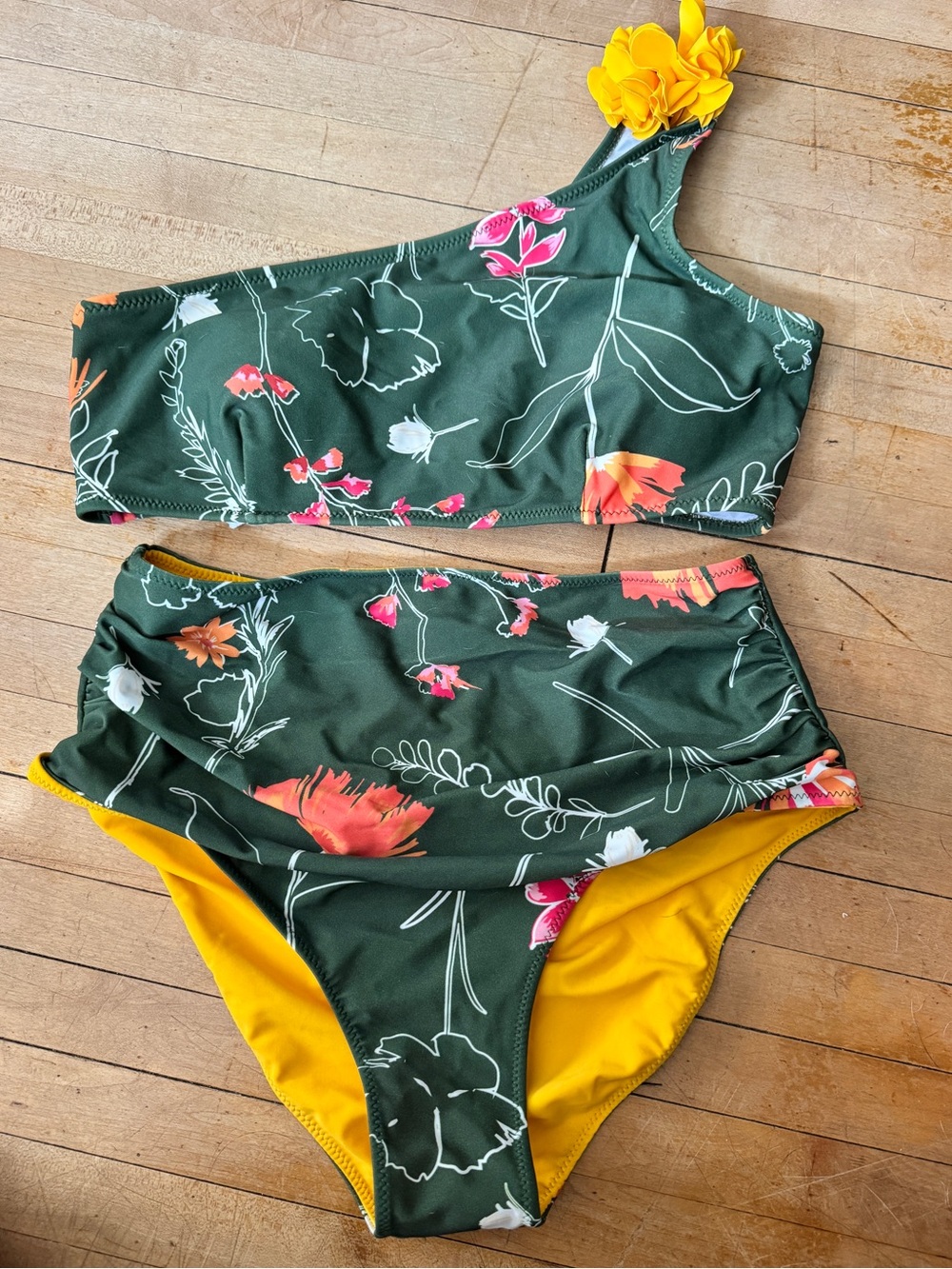 CupShe Women's 1-Shoulder swim suit